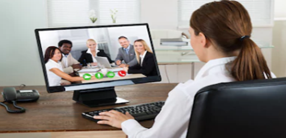 As aulas e tutorias por videoconferência têm o apoio do Convênio Unesp-Santander